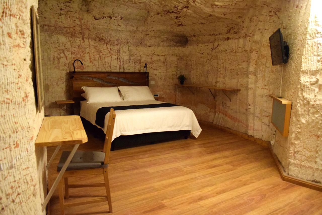Dug Out B&B Coober Pedy Kültér fotó